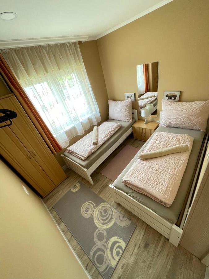 Lilla Apartman Balatonkeresztúr Exteriér fotografie